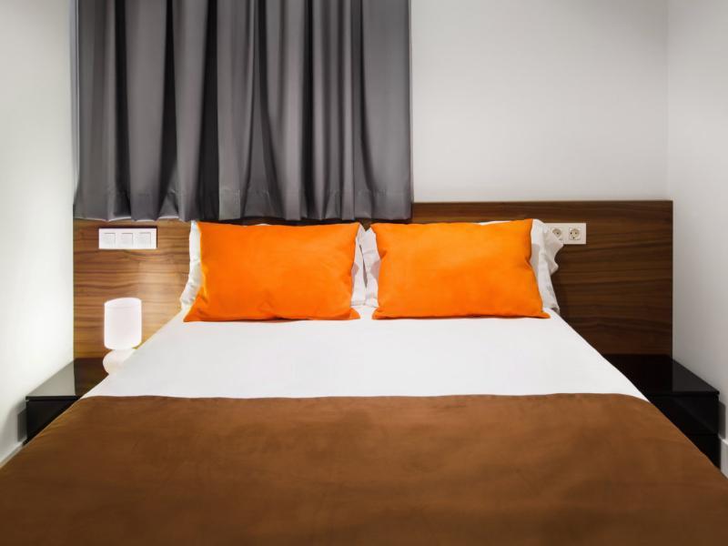 Apartamento Weflating Gracia Barcelona Exterior foto