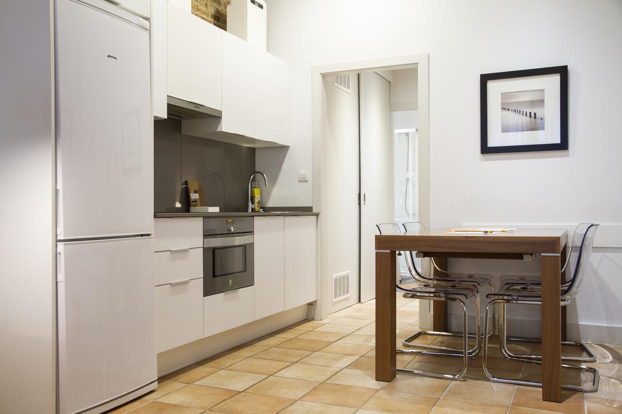Apartamento Weflating Gracia Barcelona Exterior foto