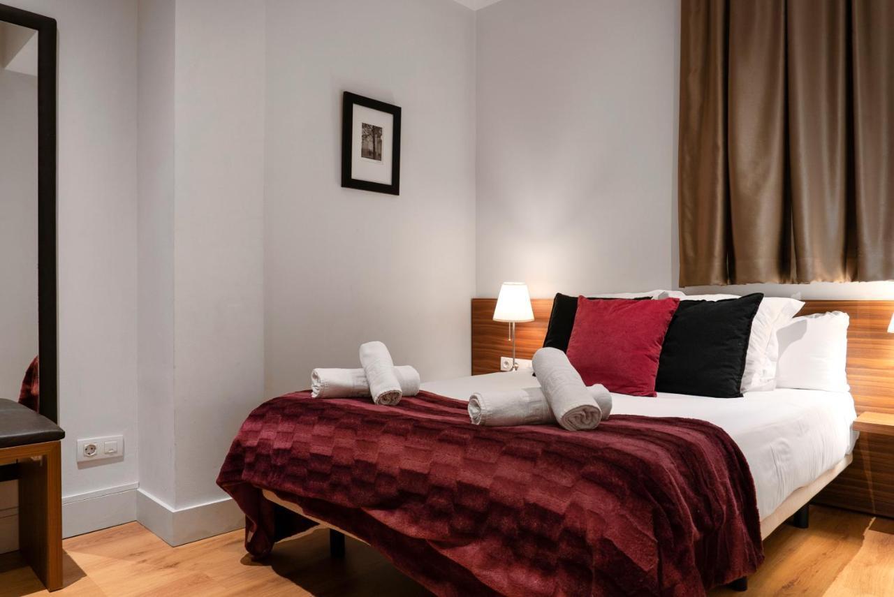 Apartamento Weflating Gracia Barcelona Exterior foto